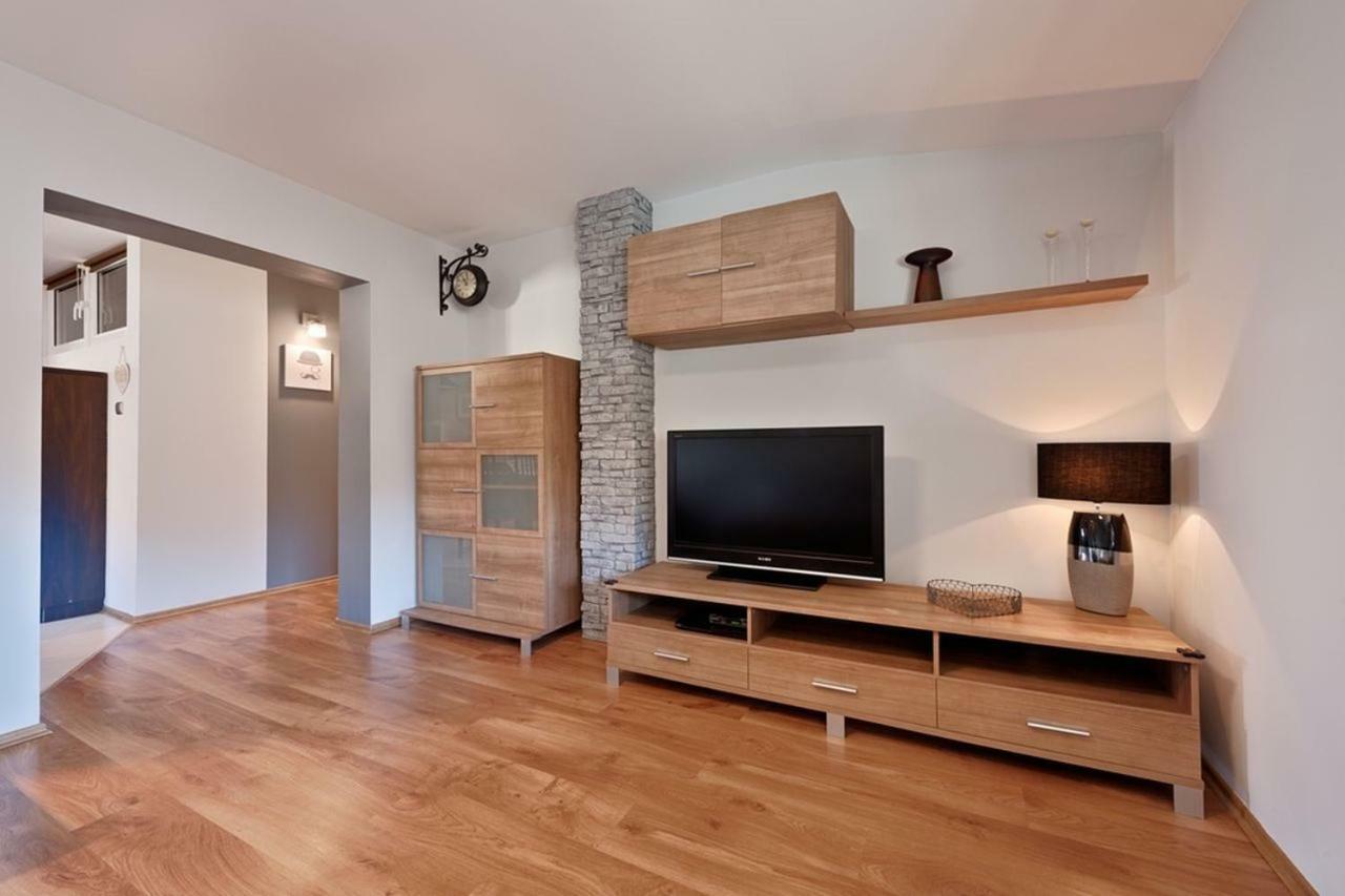 Apartament Na Mysliwskiej 什切尔克 外观 照片